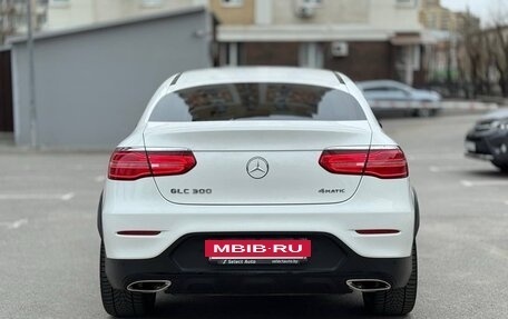 Mercedes-Benz GLC Coupe, 2018 год, 4 250 000 рублей, 13 фотография