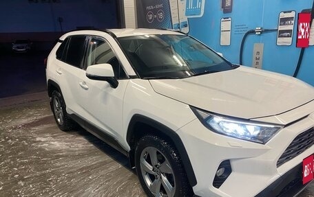 Toyota RAV4, 2022 год, 3 850 000 рублей, 5 фотография