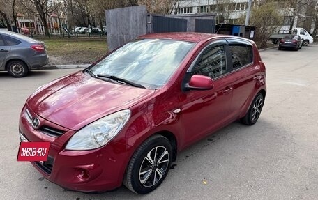 Hyundai i20 IB рестайлинг, 2010 год, 600 000 рублей, 3 фотография