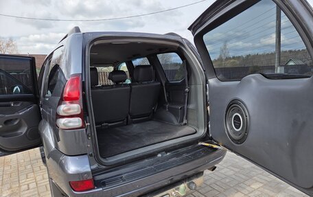 Toyota Land Cruiser Prado 120 рестайлинг, 2007 год, 2 100 000 рублей, 6 фотография