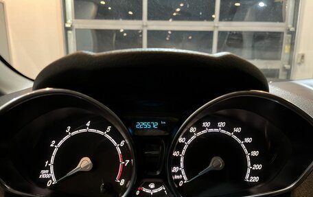 Ford Fiesta, 2015 год, 718 000 рублей, 11 фотография