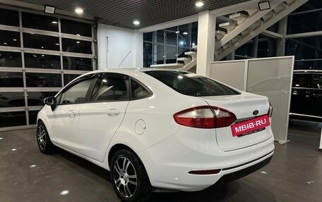 Ford Fiesta, 2015 год, 718 000 рублей, 5 фотография
