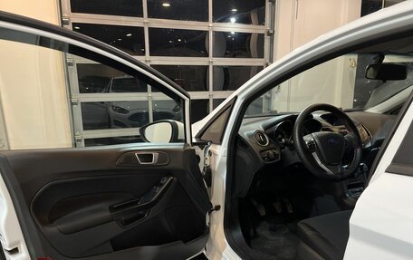 Ford Fiesta, 2015 год, 718 000 рублей, 21 фотография