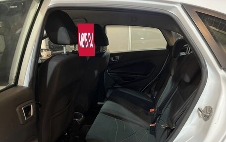 Ford Fiesta, 2015 год, 718 000 рублей, 24 фотография