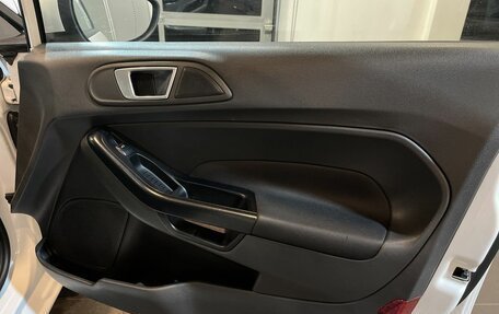 Ford Fiesta, 2015 год, 718 000 рублей, 28 фотография