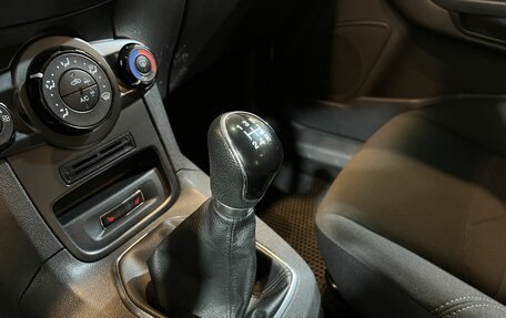 Ford Fiesta, 2015 год, 718 000 рублей, 31 фотография