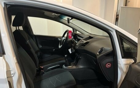 Ford Fiesta, 2015 год, 718 000 рублей, 29 фотография