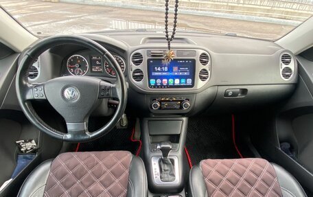Volkswagen Tiguan I, 2010 год, 830 000 рублей, 4 фотография
