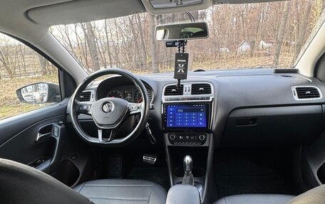 Volkswagen Polo VI (EU Market), 2016 год, 1 100 000 рублей, 9 фотография