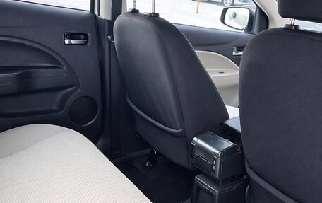 Mitsubishi Mirage VI рестайлинг, 2012 год, 750 000 рублей, 8 фотография