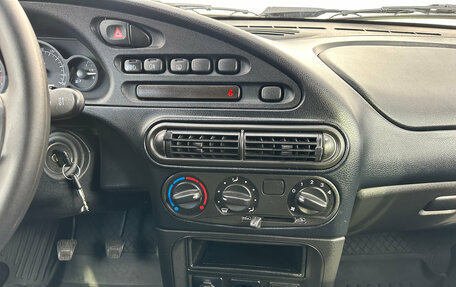 Chevrolet Niva I рестайлинг, 2018 год, 820 000 рублей, 16 фотография