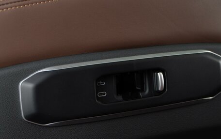 BMW X6, 2024 год, 13 098 999 рублей, 18 фотография