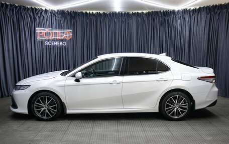 Toyota Camry, 2021 год, 3 049 000 рублей, 8 фотография