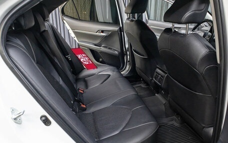 Toyota Camry, 2021 год, 3 049 000 рублей, 12 фотография