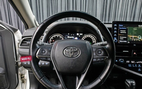 Toyota Camry, 2021 год, 3 049 000 рублей, 17 фотография
