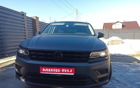 Volkswagen Tiguan II, 2017 год, 1 950 000 рублей, 12 фотография