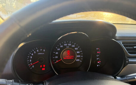 KIA Rio III рестайлинг, 2013 год, 830 000 рублей, 5 фотография