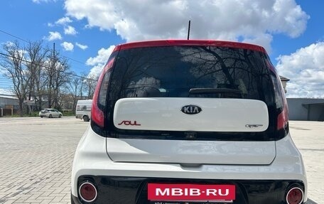 KIA Soul II рестайлинг, 2017 год, 1 690 000 рублей, 6 фотография