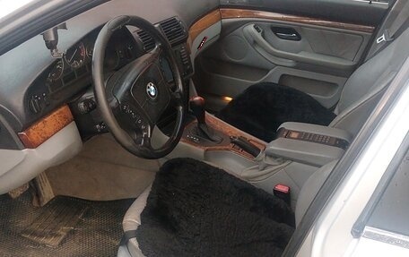 BMW 5 серия, 2001 год, 839 000 рублей, 8 фотография