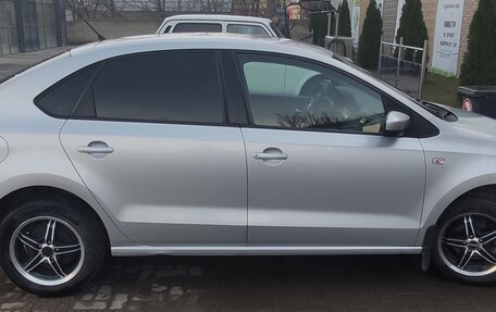 Volkswagen Polo VI (EU Market), 2011 год, 880 000 рублей, 5 фотография