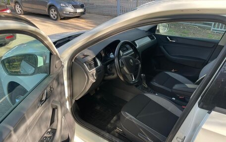 Skoda Rapid I, 2016 год, 880 000 рублей, 5 фотография