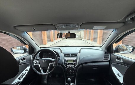 Hyundai Solaris II рестайлинг, 2012 год, 770 000 рублей, 16 фотография