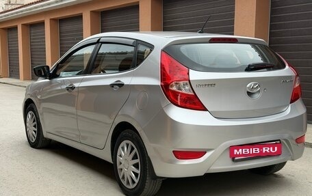 Hyundai Solaris II рестайлинг, 2012 год, 770 000 рублей, 8 фотография