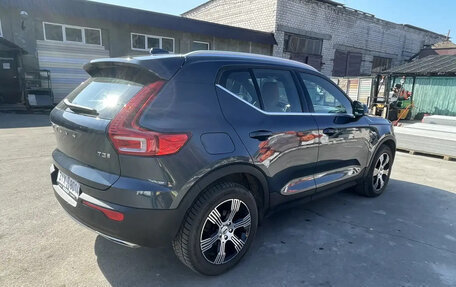 Volvo XC40 I, 2022 год, 2 380 000 рублей, 2 фотография