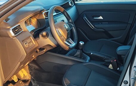 Renault Duster, 2021 год, 2 390 000 рублей, 13 фотография