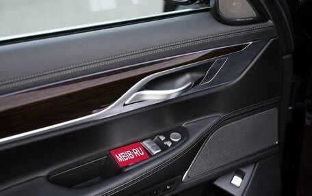 BMW 7 серия, 2019 год, 5 640 000 рублей, 28 фотография