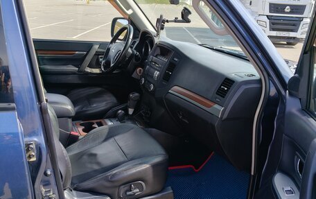 Mitsubishi Pajero IV, 2008 год, 1 400 000 рублей, 12 фотография