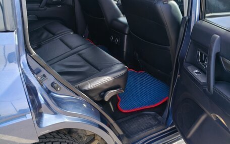 Mitsubishi Pajero IV, 2008 год, 1 400 000 рублей, 13 фотография