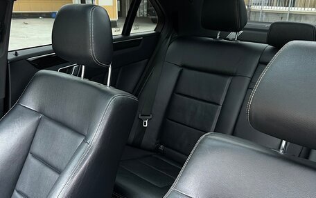 Mercedes-Benz E-Класс, 2013 год, 2 250 000 рублей, 13 фотография