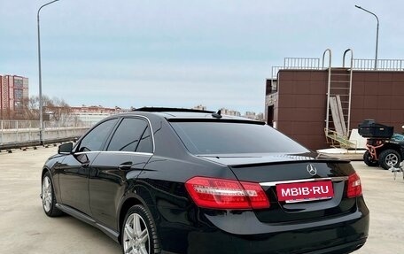 Mercedes-Benz E-Класс, 2013 год, 2 250 000 рублей, 5 фотография