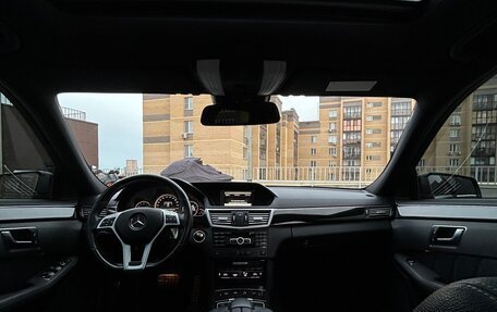 Mercedes-Benz E-Класс, 2013 год, 2 250 000 рублей, 19 фотография