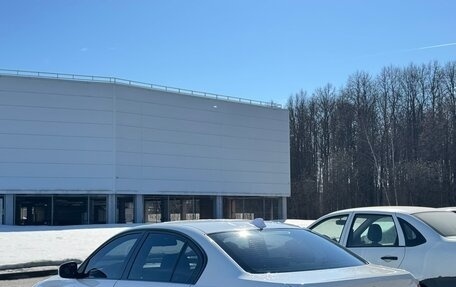 BMW 3 серия, 2009 год, 1 500 000 рублей, 4 фотография