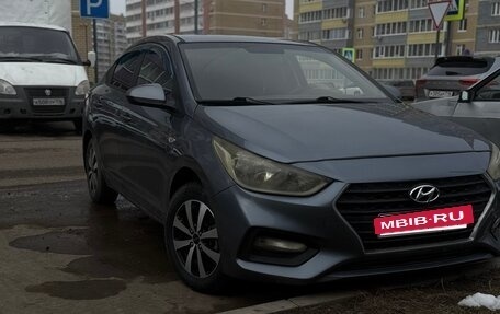 Hyundai Solaris II рестайлинг, 2017 год, 800 000 рублей, 2 фотография