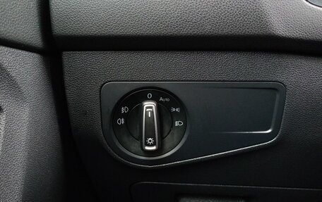 Volkswagen Tiguan II, 2019 год, 2 549 000 рублей, 14 фотография