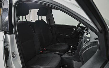 Skoda Rapid I, 2015 год, 928 000 рублей, 8 фотография