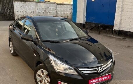 Hyundai Solaris II рестайлинг, 2016 год, 939 000 рублей, 2 фотография