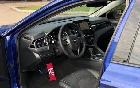 Toyota Camry, 2021 год, 2 990 000 рублей, 12 фотография