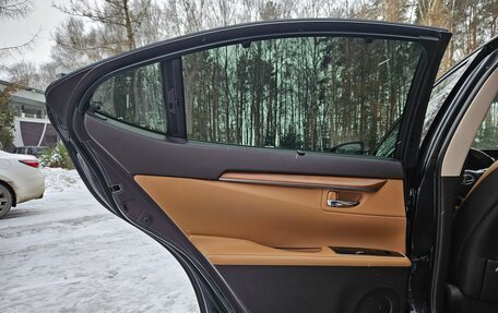 Lexus ES VII, 2016 год, 3 190 000 рублей, 12 фотография