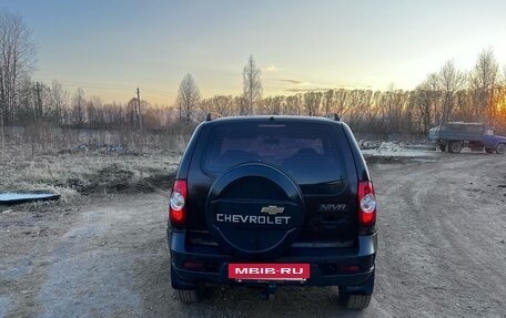 Chevrolet Niva I рестайлинг, 2011 год, 250 000 рублей, 6 фотография