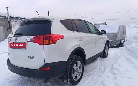 Toyota RAV4, 2013 год, 2 350 000 рублей, 3 фотография