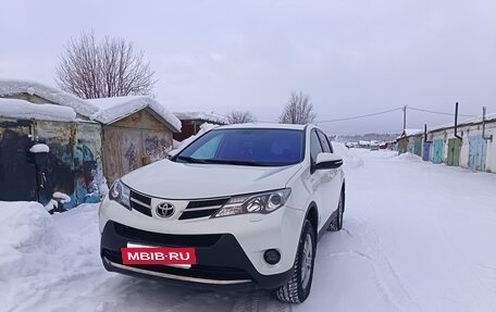 Toyota RAV4, 2013 год, 2 350 000 рублей, 4 фотография
