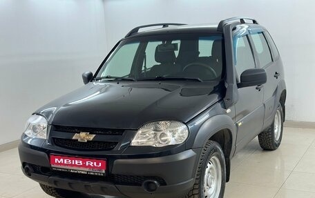 Chevrolet Niva I рестайлинг, 2017 год, 799 000 рублей, 1 фотография