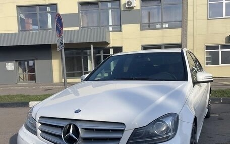 Mercedes-Benz C-Класс, 2013 год, 2 150 000 рублей, 3 фотография