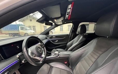 Mercedes-Benz E-Класс, 2017 год, 3 600 000 рублей, 13 фотография