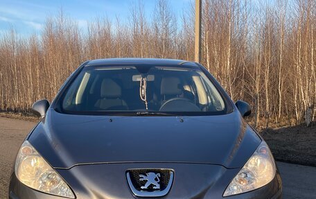 Peugeot 308 II, 2011 год, 385 000 рублей, 2 фотография