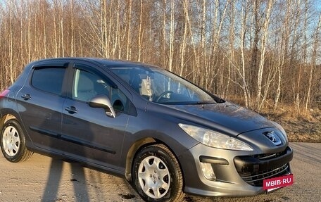 Peugeot 308 II, 2011 год, 385 000 рублей, 3 фотография